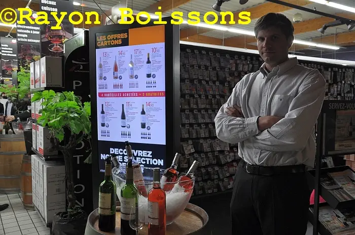 Les images de la soirée Foire aux Vins de printemps d'Intermarché Cognac (16)