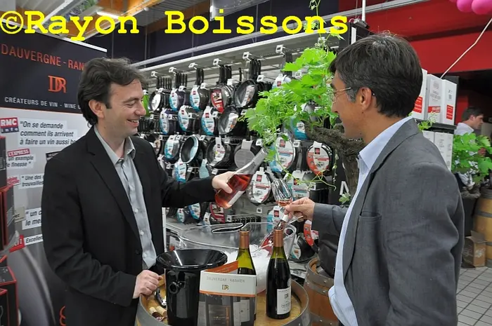 Les images de la soirée Foire aux Vins de printemps d'Intermarché Cognac (16)