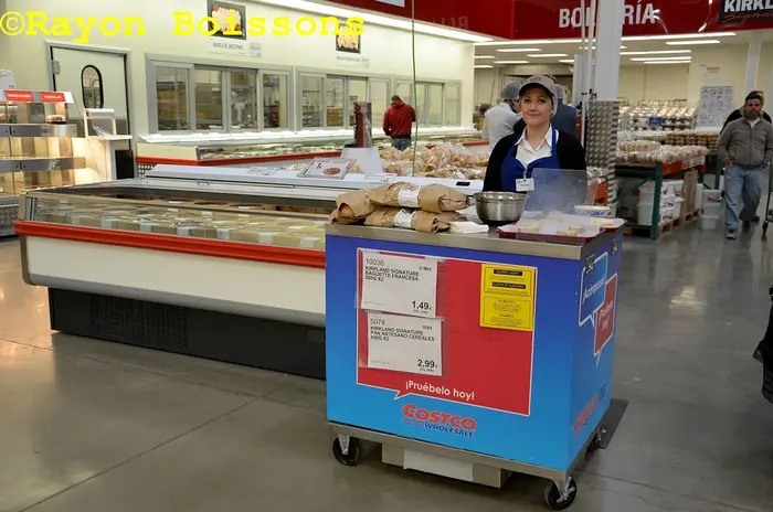 Les images du Costco de Séville (Espagne)