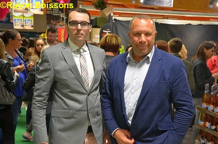 Les images de la dégustation réservée aux femmes de l'Intermarché de Cognac