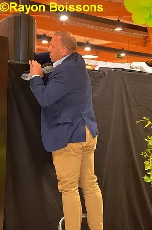 Les images de la dégustation réservée aux femmes de l'Intermarché de Cognac