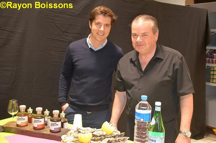 Les images de la dégustation réservée aux femmes de l'Intermarché de Cognac