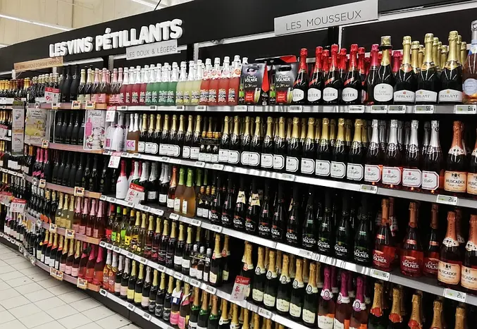 Découvrez en images le nouveau concept vins de Carrefour