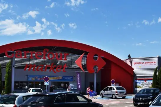 Provencia compte 31 Carrefour Market. 