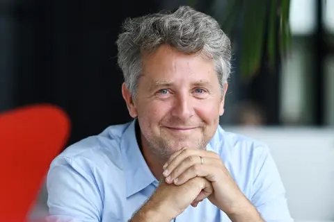 Sylvain Darnil succède à Vincent Delozière à la tête de Refresco Fra,ce.