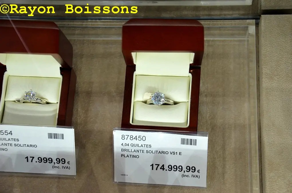 Les images du Costco de Séville (Espagne)