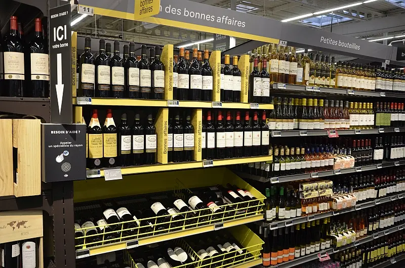Découvrez en images le nouveau concept vins de Carrefour