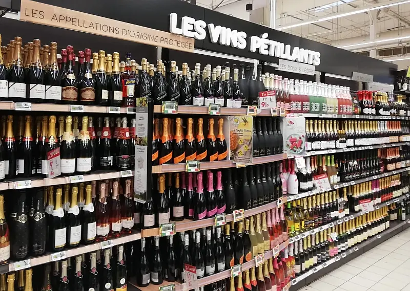 Découvrez en images le nouveau concept vins de Carrefour